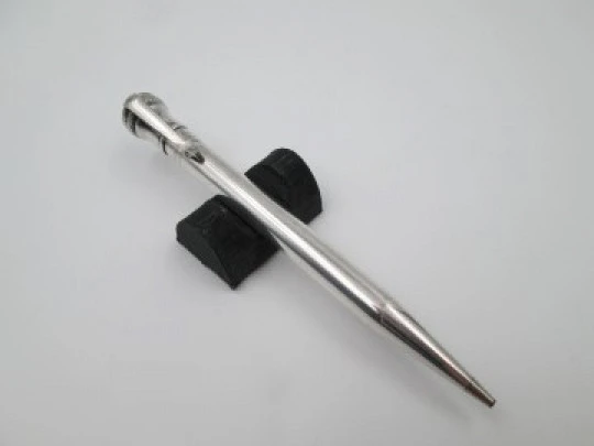 Wahl Eversharp mechanical pencil. Silver plated metal. Twist system. 1920's. USA