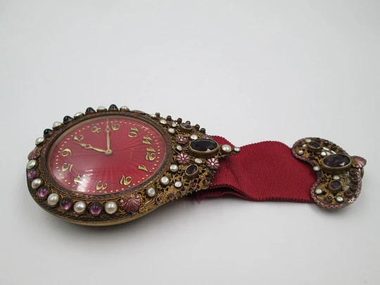 Wall clock Schild & Co. Bronze, amethysts, pearls and enamels. 1900's