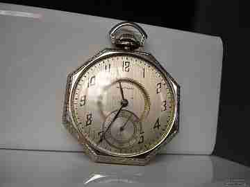 Waltham. Open face. 14 karat white gold. Stem-wind. Art Deco