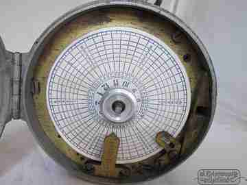 Watchman clock. Manual winding. Grey lacquer metal. Discs. 1920