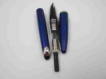 Waterman Carène. Blue lacquer & silver plated details. 18k nib. Box. 2015