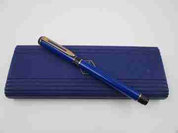 Waterman Centurion. Laca azul y morada. Detalles chapados oro. Estuche. 1990