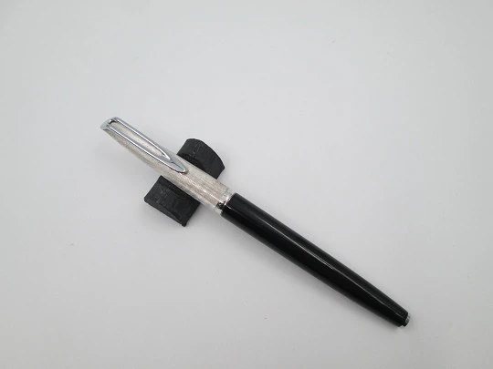 Waterman C/F fountain pen. Black plastic & rolled silver. 18k gold nib. Cartridge. 1970's
