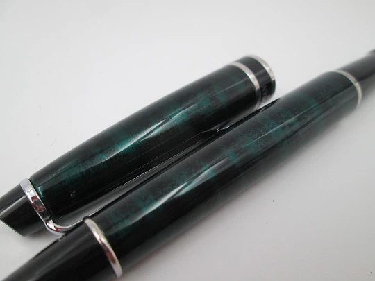 Waterman Expert 2 writing set. Fountain pen and ballpoint. Marble lacquer and silver plated