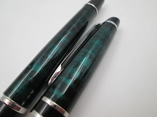 Waterman Expert 2 writing set. Fountain pen and ballpoint. Marble lacquer and silver plated