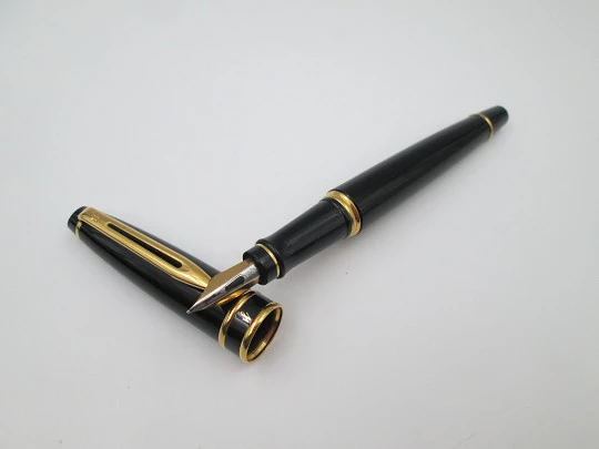 Waterman Expert Mark 1 GT. Black lacquer & gold plated details. Box. 1990's. France