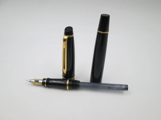 Waterman Expert Mark 1 GT. Black lacquer & gold plated details. Box. 1990's. France