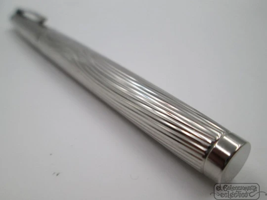 Waterman Hémisphère Deluxe CT. Black lacquer & palladium plate. Steel nib