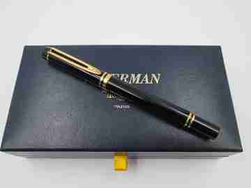 Waterman Ideal Man 200. Laca negra y chapados oro. Plumín 18k. Estuche