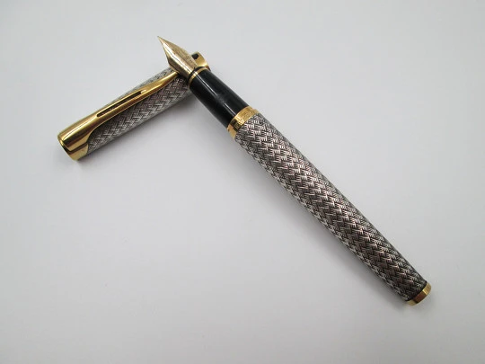 Waterman L'Étalon. Plata ley y detalles chapados oro. Plumín 18k. Estuche