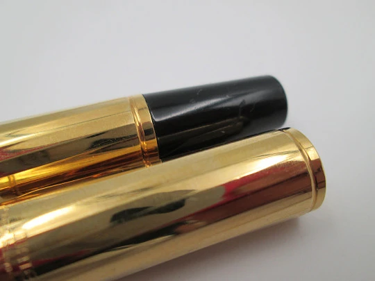 Waterman Torsade rollerball pen. Gold plated & black resin. Spiral design. 1970's