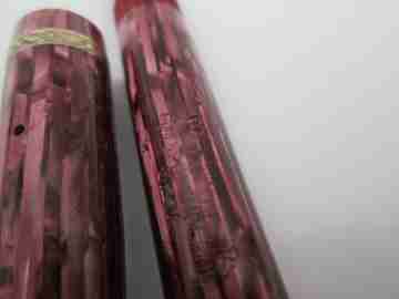 Watermans 512V. Celuloide rosa marmolizado estriado. Palanca. 14k