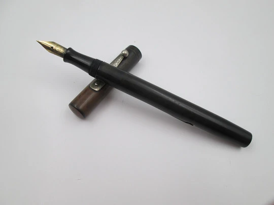 Watermans Ideal 54. Black hard rubber & nickel plated. 14k flexible nib. Lever filler