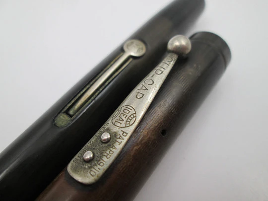 Watermans Ideal 54. Black hard rubber & nickel plated. 14k flexible nib. Lever filler