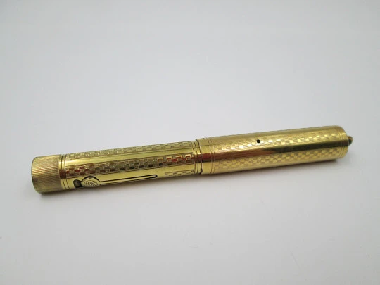 Watermans Ideal Nº 0552 1/2 V. Black hard rubber and rolled gold. 14k nib. 1920's