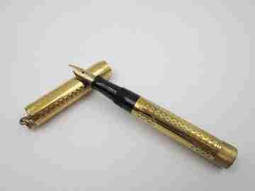 Watermans Ideal Nº 0552 1/2 V. Ebonita negra y laminada oro. Plumín 14k. 1920