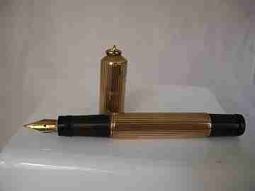 Watermans Ideal Nº 12 1/2 VS. Baby. Ebonita negra y camisa oro 9K