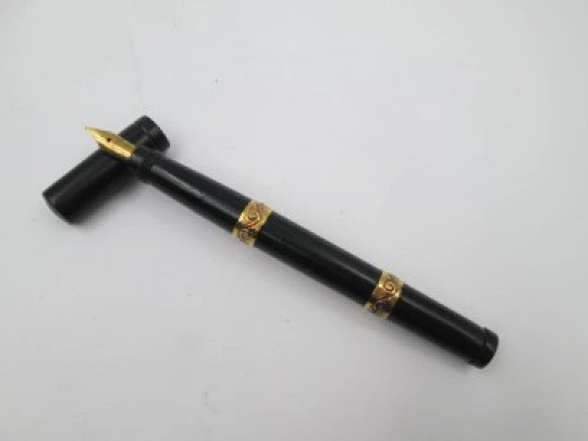 Watermans Ideal Safety 12 1/2 VS. Ebonita negra y anillos oro 18k. Plumín retráctil