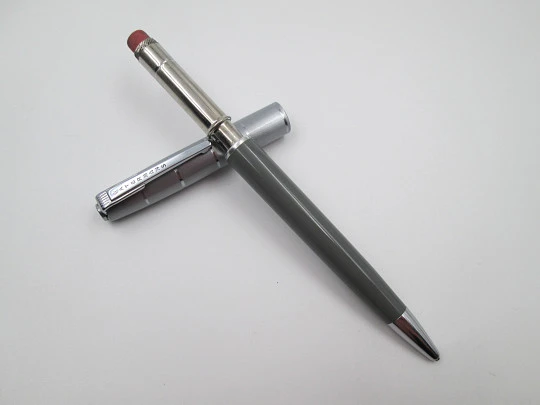 Waterman's Taperite Crusader writing set. Lucite plastic & anodized aluminum