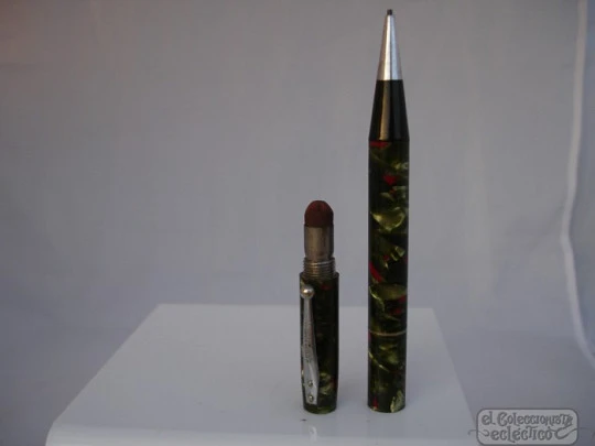 Waterman's. Green and red celluloid. Circa: 1930-32. Nickel-plated