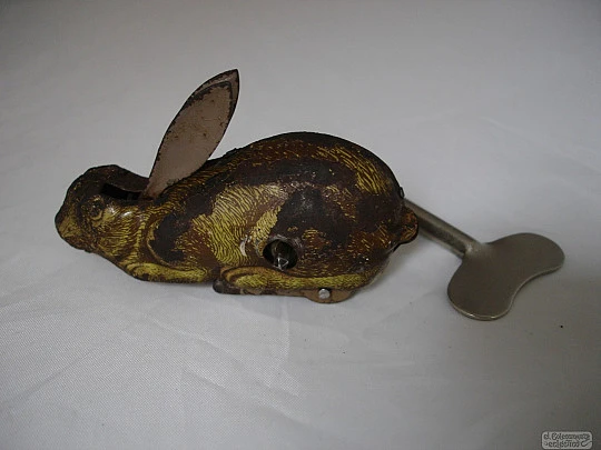 Wind-up toy. Lithographed tinplate. Rabbit. Germany. 1910's