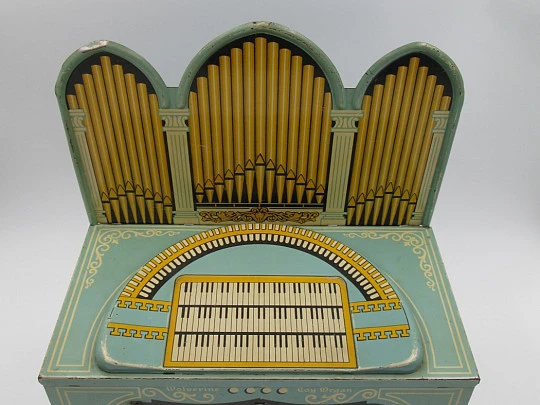 Wolverine crank organ toy. Lithographed tinplate. USA. 1950's