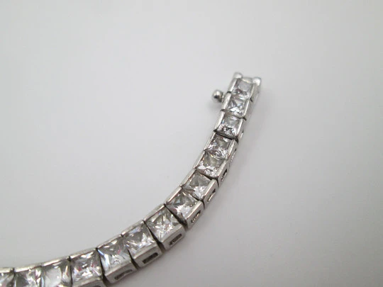 Women's articulated bracelet. 925 sterling silver and zircons. Tab clasp. 1990's