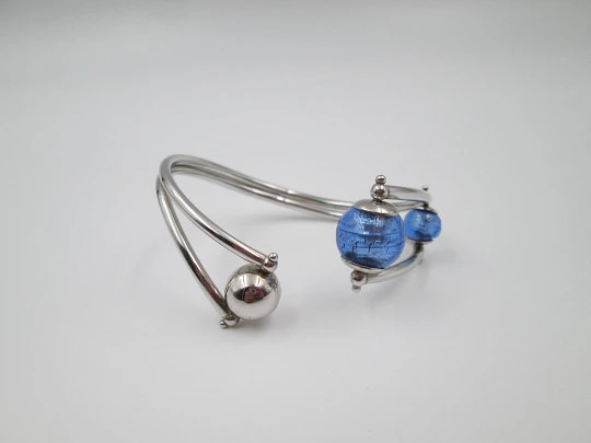 Women's bracelet. 925 sterling silver. Ball and blue crystal spheres. Europe. 1990's
