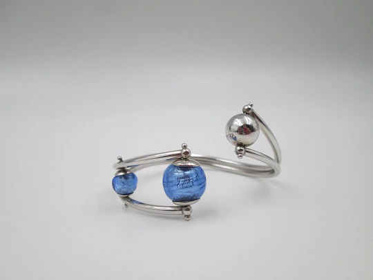 Women's bracelet. 925 sterling silver. Ball and blue crystal spheres. Europe. 1990's