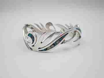 Women's bracelet. Sterling silver & turquoise. Leaf links. 1980's. Mexico