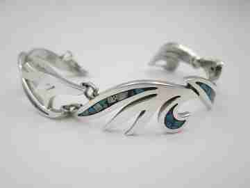 Women's bracelet. Sterling silver & turquoise. Leaf links. 1980's. Mexico