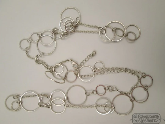 Women's chain necklace. Sterling silver. Different size rings. 1990's