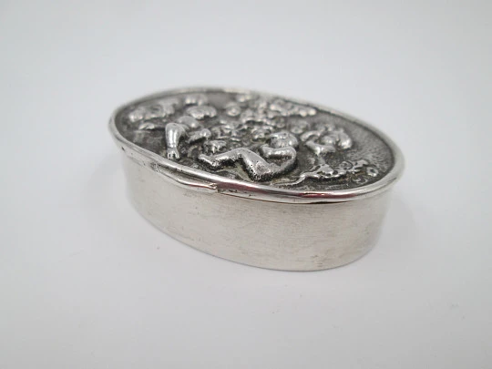 Women's cherubs pillbox. 925 sterling silver & vermeil inside. 1970's. Spain