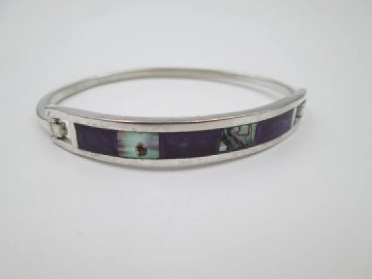 Women's circle bracelet. Sterling silver, amethysts & mother of pearl. 1980's