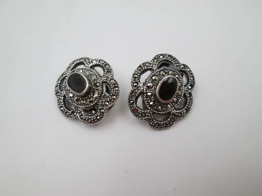 Women's clip earrings. Sterling silver, black stones and marcasite. 1960's