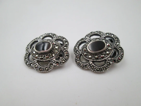 Women's clip earrings. Sterling silver, black stones and marcasite. 1960's