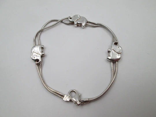 Women's double thread bracelet. 925 sterling silver. Elephant motifs. 1990's