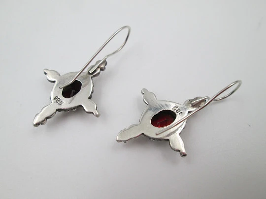Women's earrings. 925 sterling silver and garnet stones. Hook clasp. Europe. 1980's