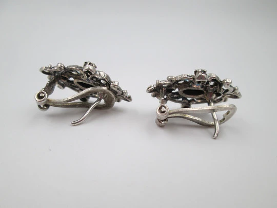 Women's earrings. 925 sterling silver. White and black gems. Clip clasp. Spain. 1980's