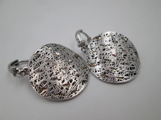 Women's earrings. Sterling silver & gold details. Wavy openwork spheres. 1980's