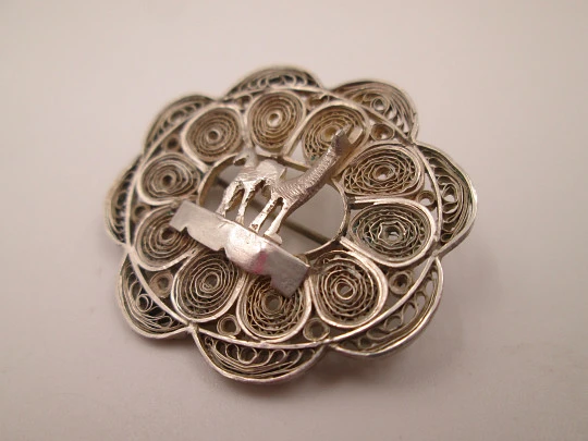 Women's filigree brooch. Sterling silver. Llama figure. Pin back. 1980's. South America