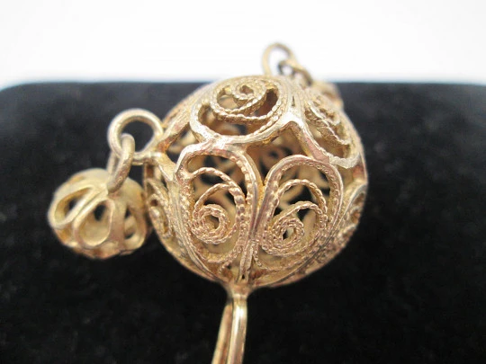 Women's filigree hair pin. Sterling silver vermeil. Openwork spheres. 1970's. Spain