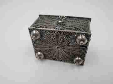 Women's filigree pillbox. 925 sterling silver. Vegetable motifs. 1970's