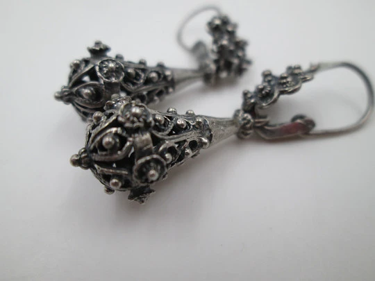 Women's long earrings. 925 sterling silver. Acorn and star. Hook clasp. 1980's. Spain