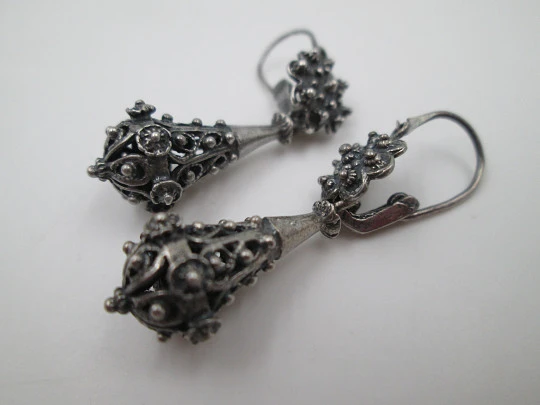 Women's long earrings. 925 sterling silver. Acorn and star. Hook clasp. 1980's. Spain