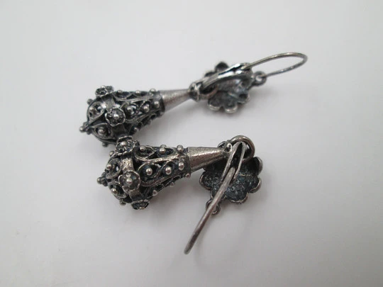 Women's long earrings. 925 sterling silver. Acorn and star. Hook clasp. 1980's. Spain