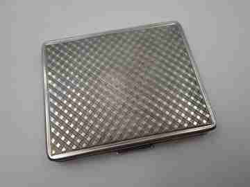 Women's makeup pocket mirror. 916 sterling silver. Guilloche & lines motifs