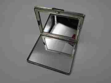 Women's makeup pocket mirror. 916 sterling silver. Guilloche & lines motifs