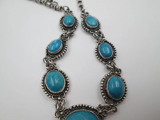 Women's necklace. Sterling silver and oval turquoise. Hoops & rhombus chain. 1980's