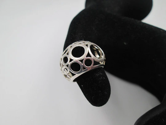 Women's openwork broad ring. 925 sterling silver. Geometric design. Europe. 1990's
